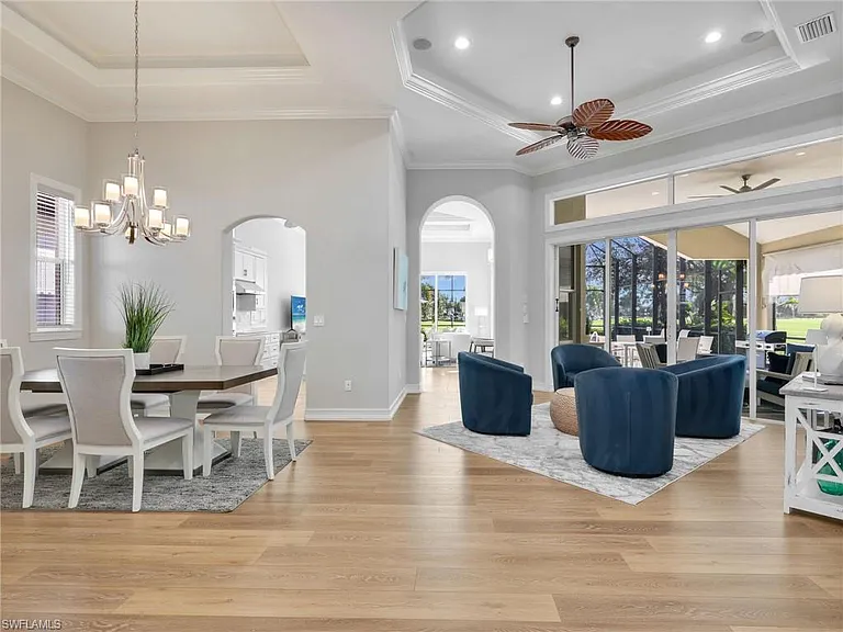7864 Valencia Ct — Photo 23