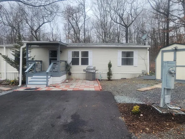 7584 Rocky Rdg, East Stroudsburg, PA 18302