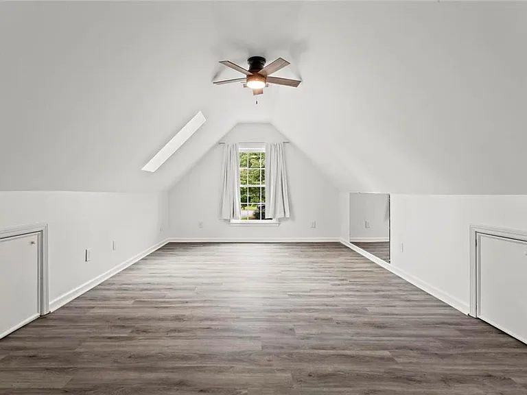 1695 Spinnaker Dr — Photo 26