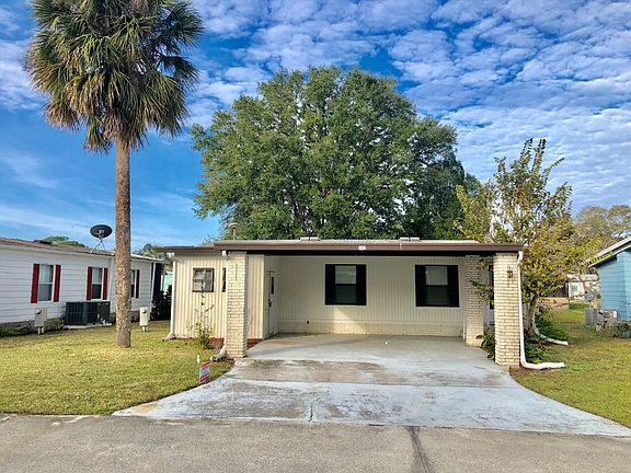 2nd image of 282 Country Club Dr