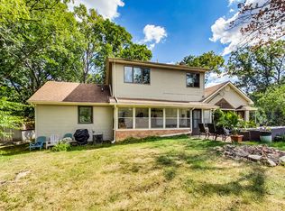 630 37th St, Downers Grove, IL 60515