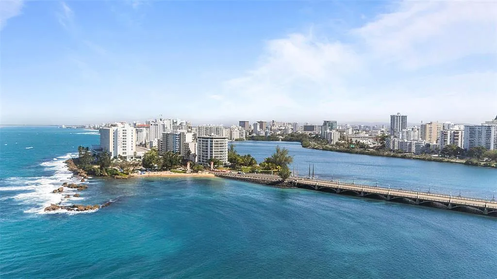 1 San Geronimo | Condado Lagoon Villas — Photo 3