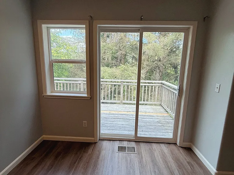 6106 NE Oar Dr — Photo 14