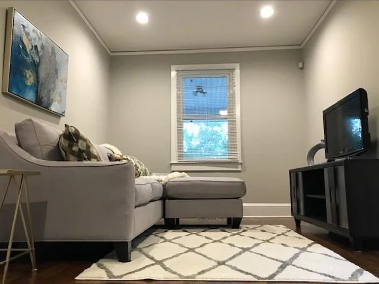 5 Lamar Cir — Photo 3