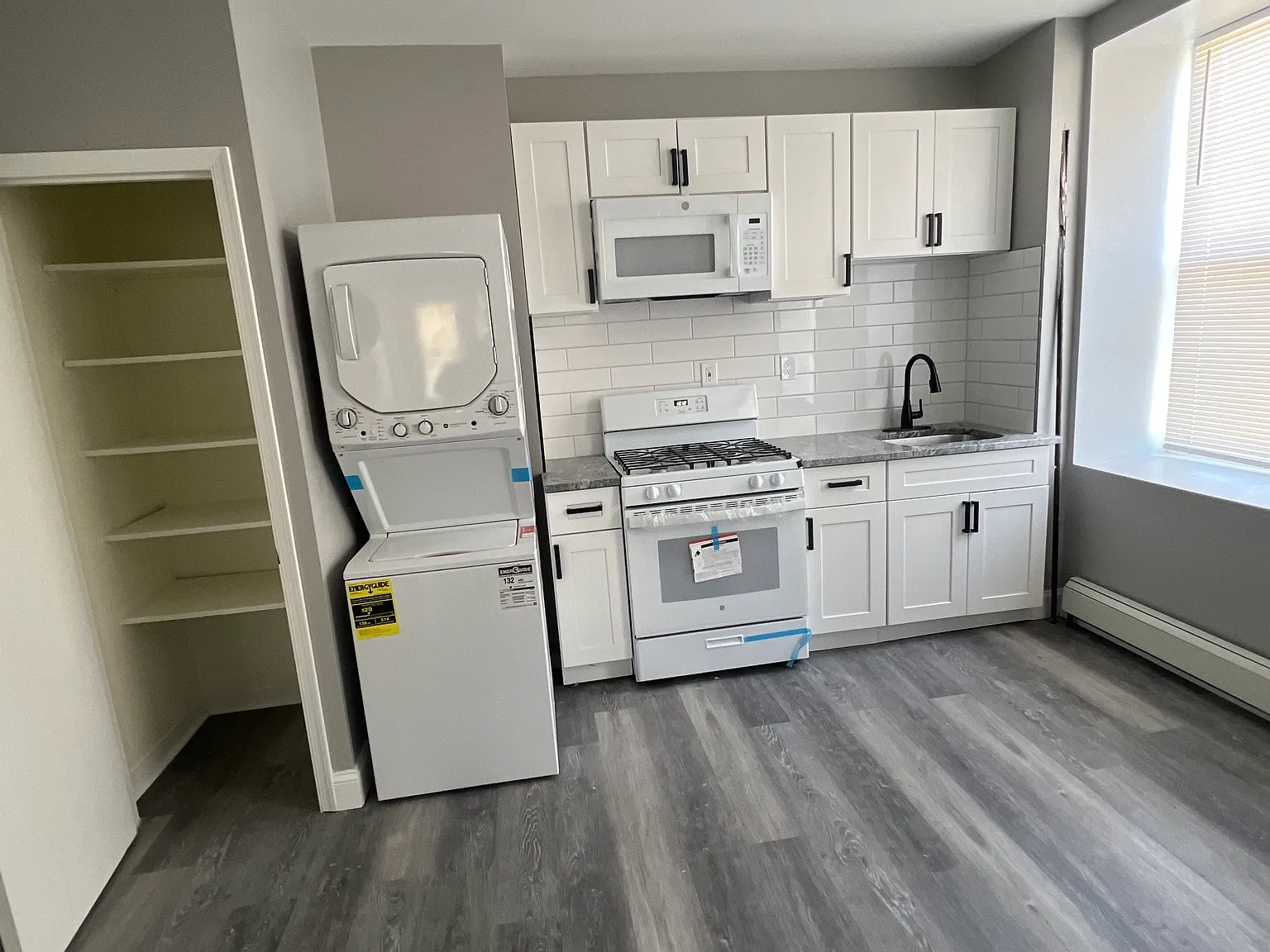 1122 Woodland Ave — Photo 3