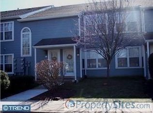 24014 Beacon Hill Dr, Southampton, PA 18966