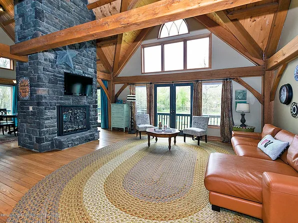 7940 Cutler Rd, Bath, MI 48808