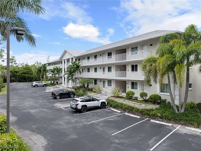 3021 Sandpiper Bay Cir #E106 — Photo 20