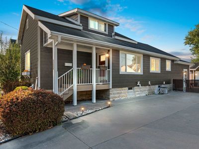 614 W 11th Ave, Oshkosh, WI, 54902