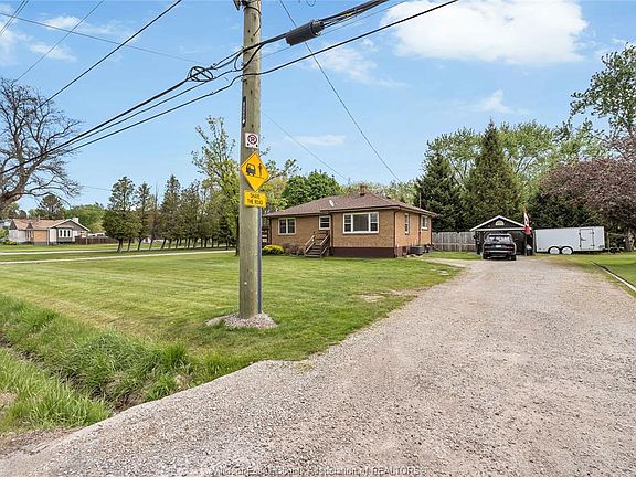 3rd image of 5505 Malden Rd