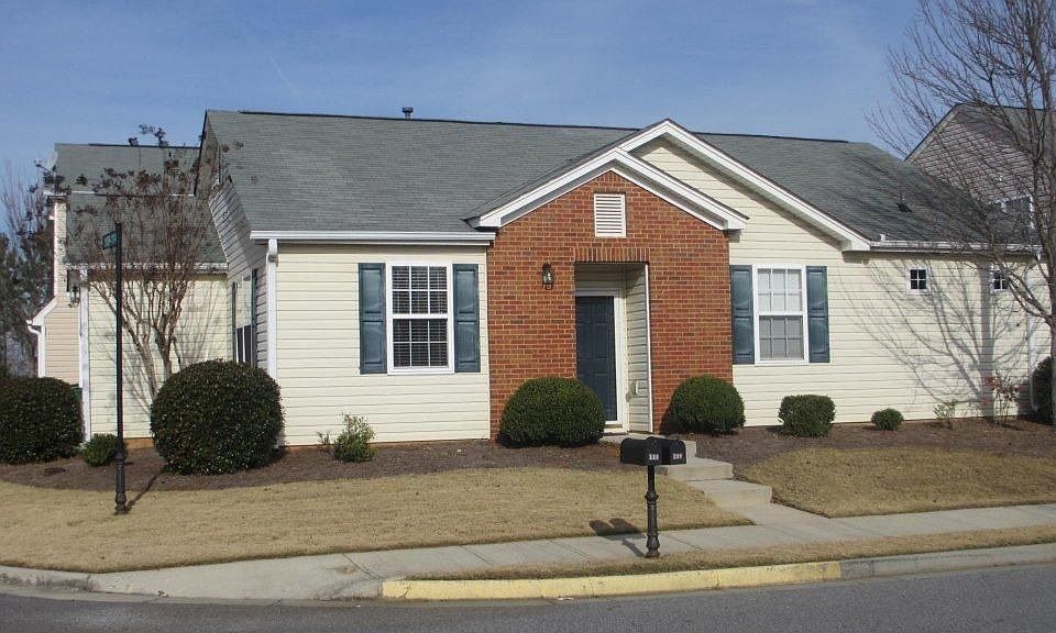 2nd image of 108 Swanee Ln