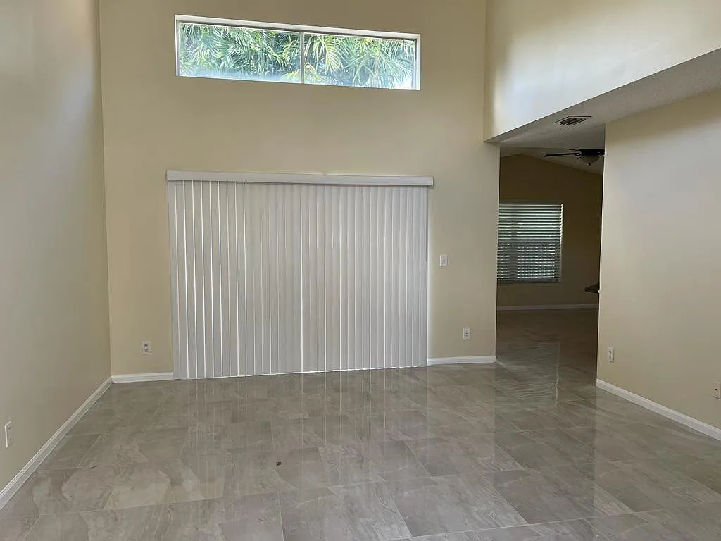 3 bed, 2.5 bath, 1862 sqft, $3,400 — Photo 4