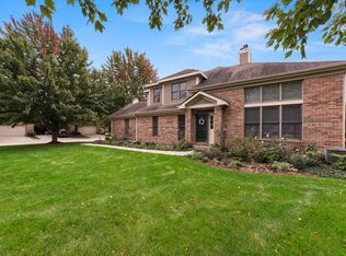 3714 King George Ln #3714, St Charles, IL