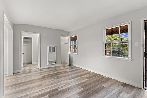 801-815 Saint Louis Avenue Photo 1