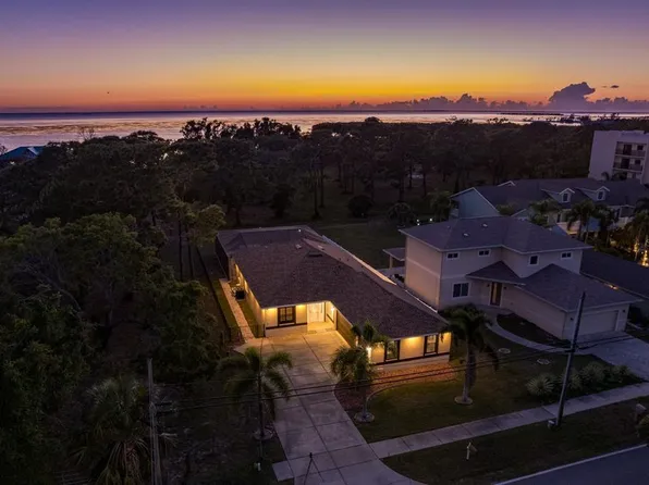 632 S Florida Ave, Tarpon Springs, FL 34689