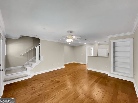 3rd image of 490 Barnett Shoals Rd APT 817
