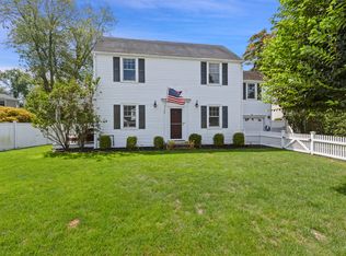 51 Benjamin St, Old Greenwich, CT 06870