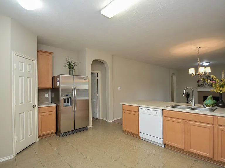 9203 Kransbury Ln — Photo 16