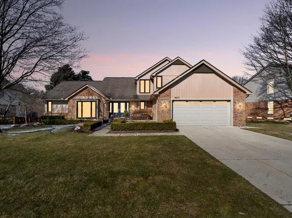 4673 Tipton Dr, Troy, MI 48098