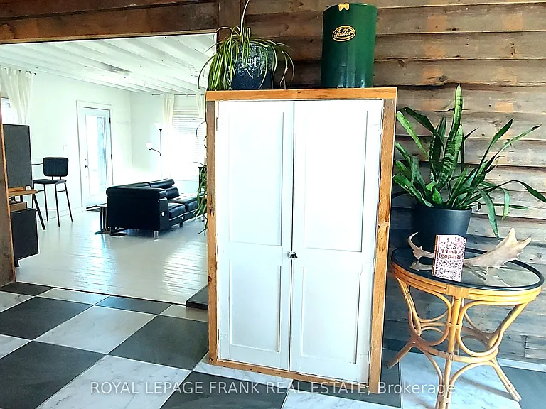83 Store St — Photo 2