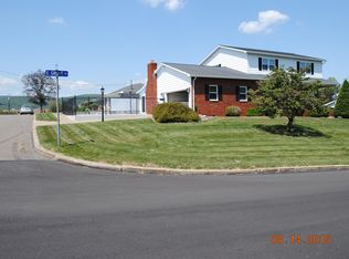 602 E Grove St, Nanticoke, PA 18634