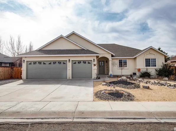 953 Julia Ln, Fernley, NV 89408