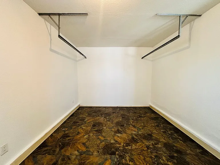 7760 Aspen Ave — Photo 10
