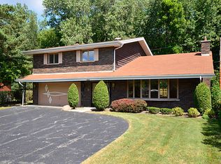 3542 Riverside Dr, Wilmette, IL 60091