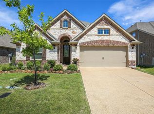 335 Prairie Ridge Ln, Lewisville, TX 75056