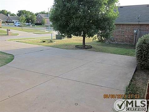 4th image of 513 Meadow Hill Dr