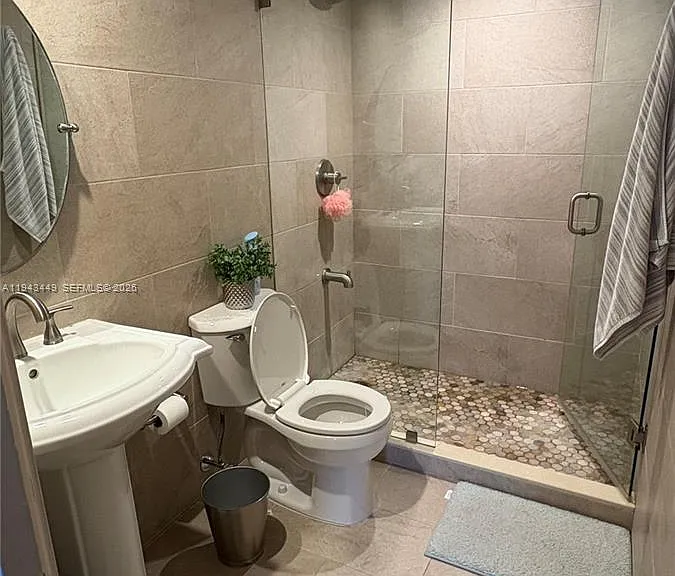 808 NE 27th Ave #808 — Photo 24