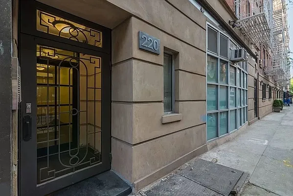 Rented by REAL New York | media 9