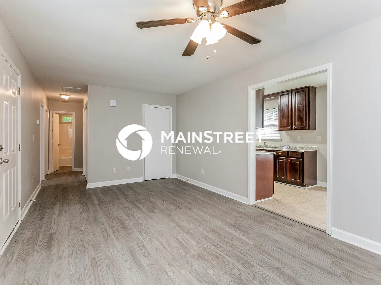 180 Lawndale Ave — Photo 4