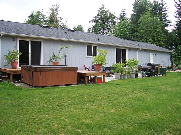 Hot Tub, Deck and Master Bedroom Entry