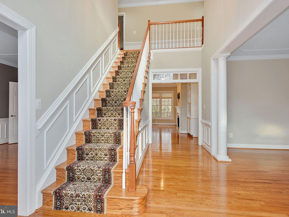 5304 Esabella Ct, Fairfax, VA 22032 | Zillow