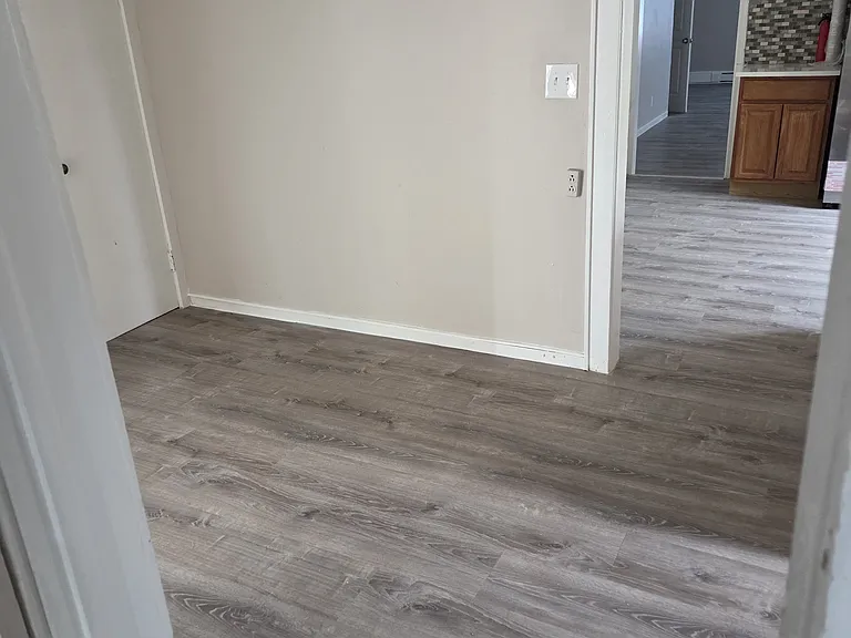 41 Norman Rd #2L — Photo 2