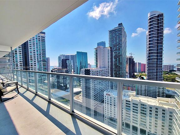 5th image of 1111 SW 1st Ave APT 3018-N