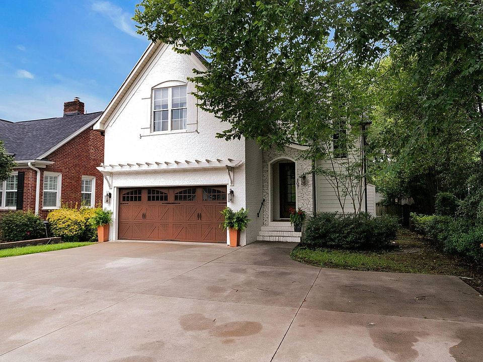1st image of 207 E Faris Rd