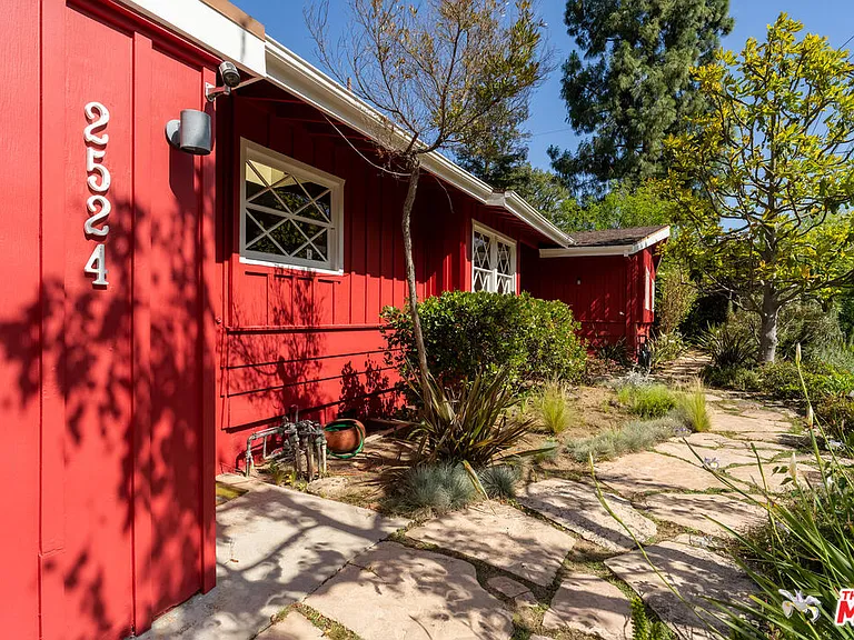 2524 Laurel Pass — Photo 4