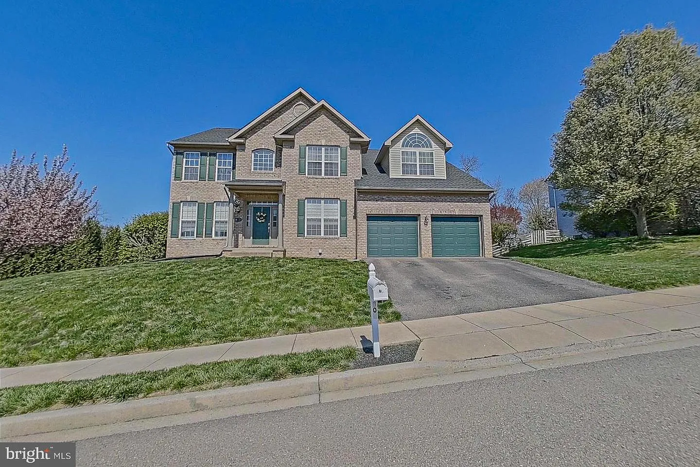 809 Brookridge Dr photo 1