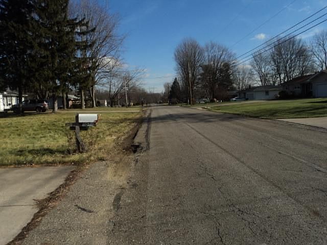 2nd image of 2021 Jaquelyn Dr
