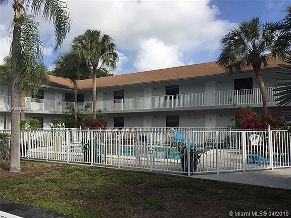 2nd image of 1401 NE 53rd St APT 104