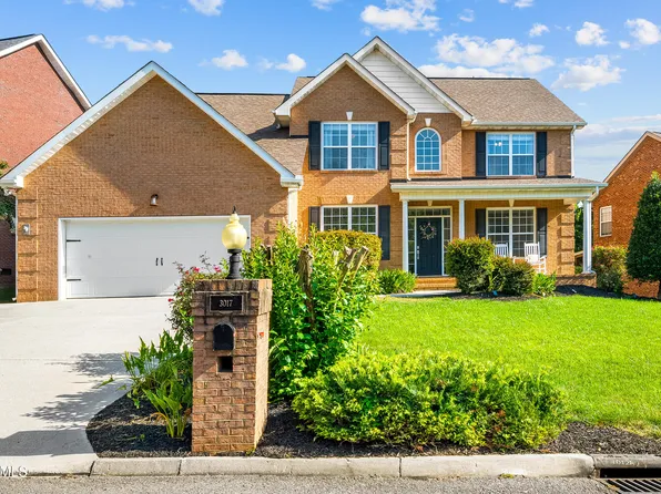 3017 Reflection Bay Dr, Knoxville, TN 37938