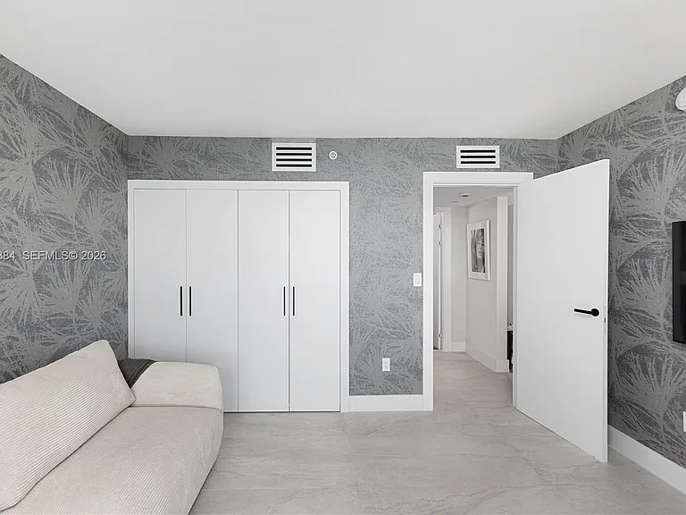 1800 Sunset Harbour Dr #1102/4 — Photo 37