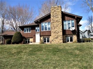 890 Noble Ct, Davis, IL 61019