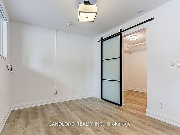 4th image of 2520 Bloor St W #23