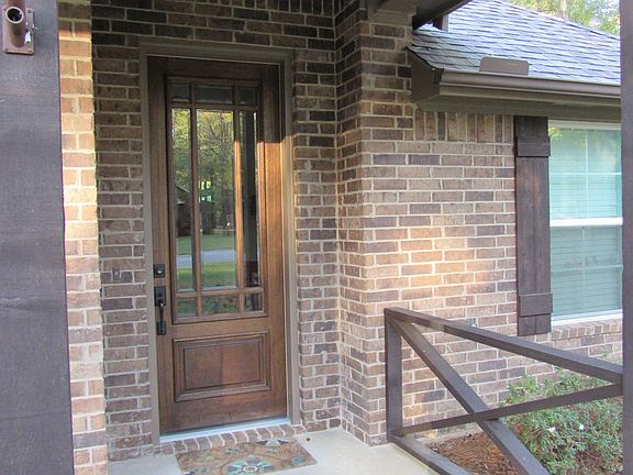 3rd image of 907 Stonebrook Dr