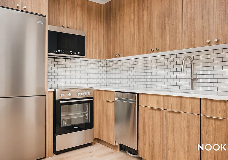 68 Gold St #2G — Photo 12