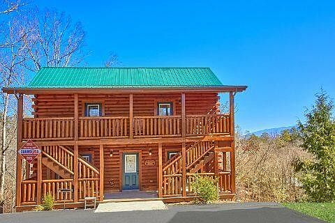 1st image of 632 Oaks View Ct