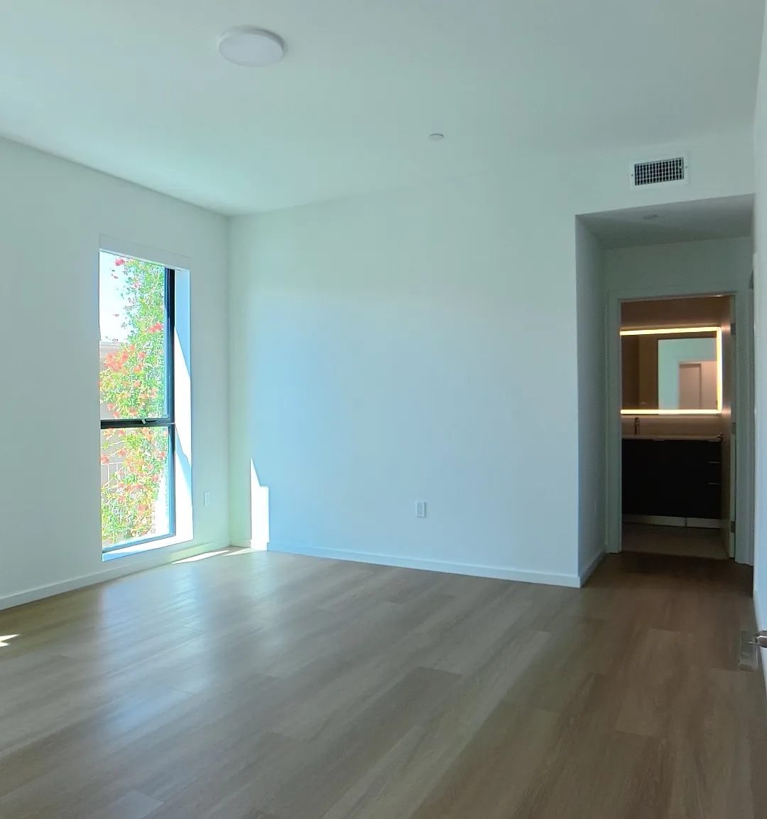 3 bed, 1575 sqft, $5,000 — Photo 4